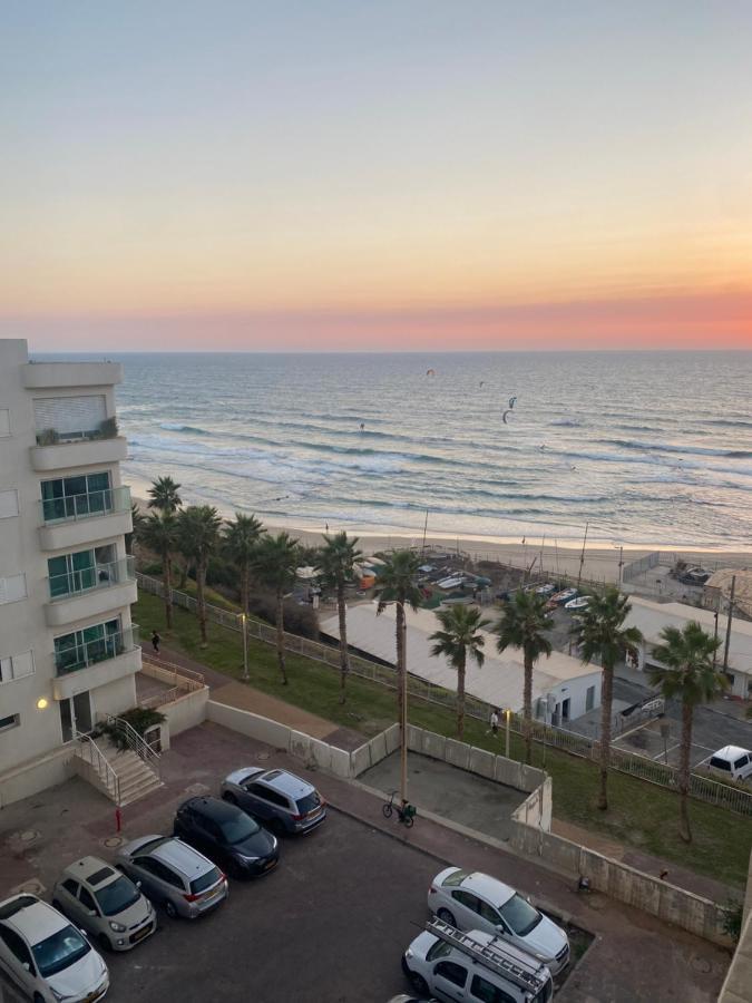 Apartment Oskar Beach Bat Yam Eksteriør billede