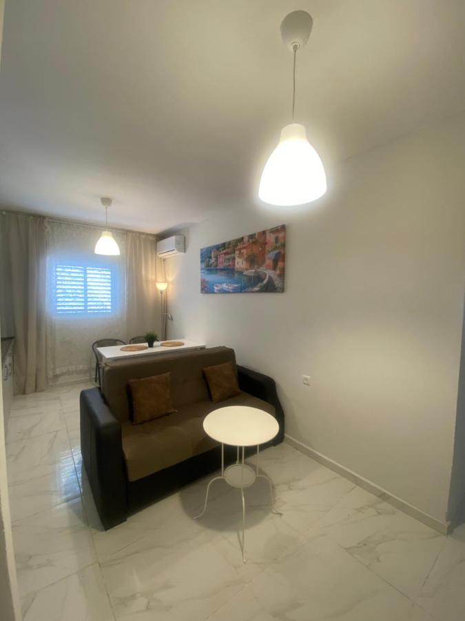 Apartment Oskar Beach Bat Yam Eksteriør billede