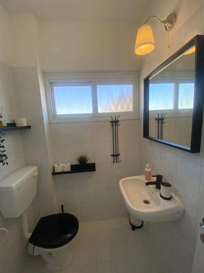 Apartment Oskar Beach Bat Yam Eksteriør billede