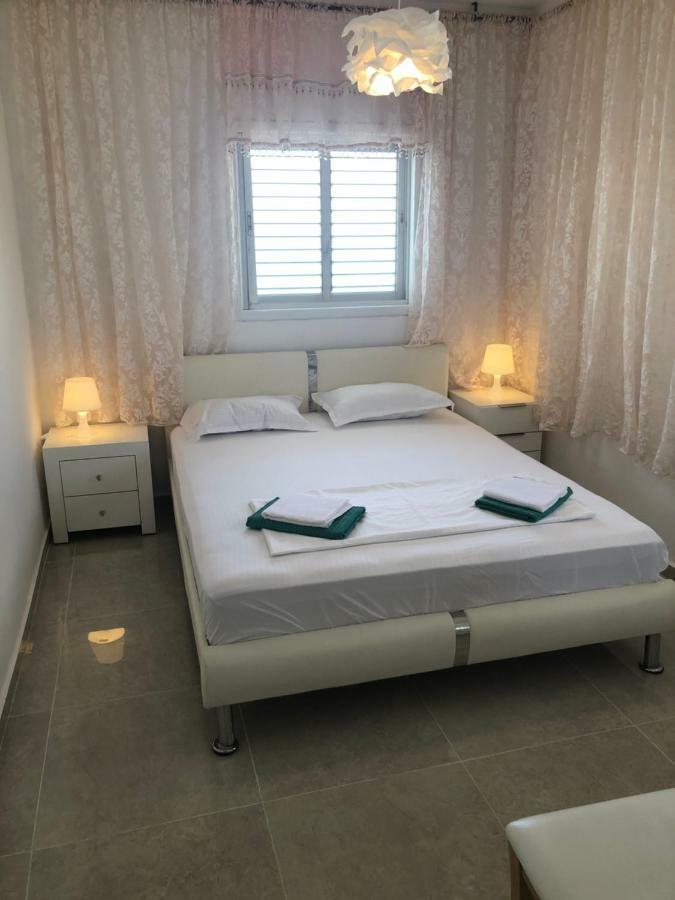 Apartment Oskar Beach Bat Yam Eksteriør billede