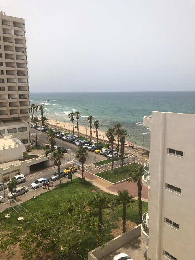 Apartment Oskar Beach Bat Yam Eksteriør billede