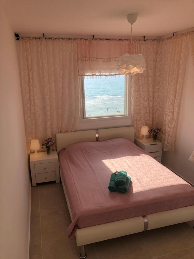 Apartment Oskar Beach Bat Yam Eksteriør billede